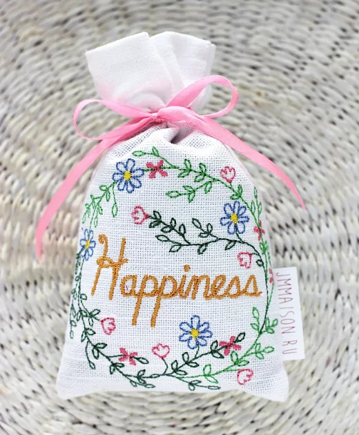 Саше с цветами лаванды ручной работы с вышивкой "Happiness"