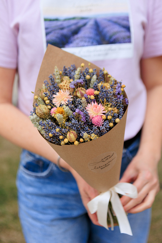 Букет с лавандой и сухоцветами "Южное разнотравье"